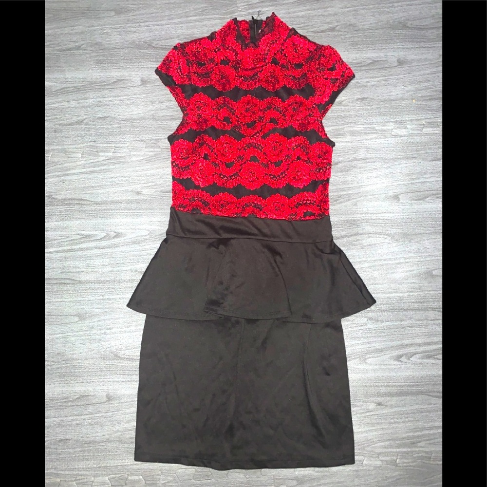 Lace print black and red Peplum dress